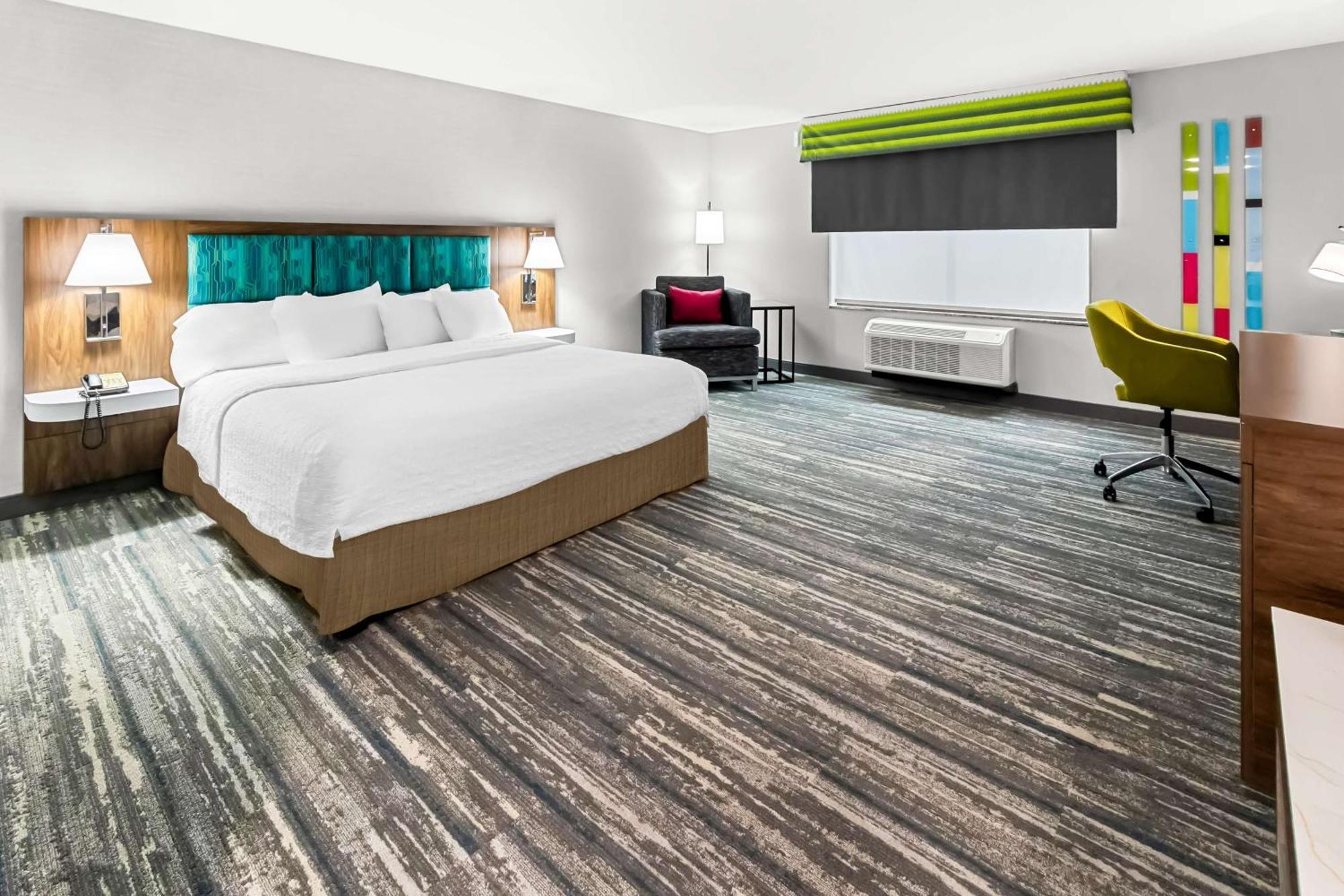 Hampton By Hilton South 3*