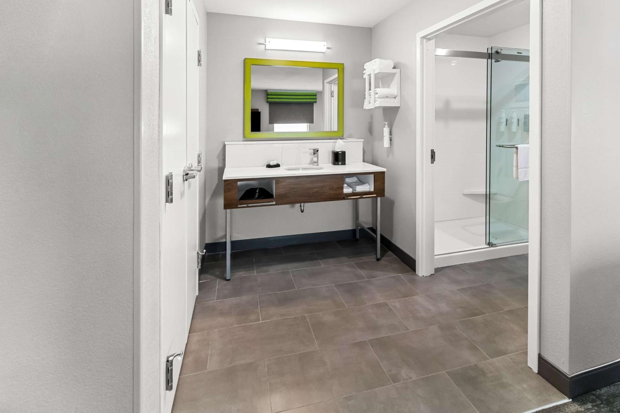 Hampton By Hilton South Hotel 3*