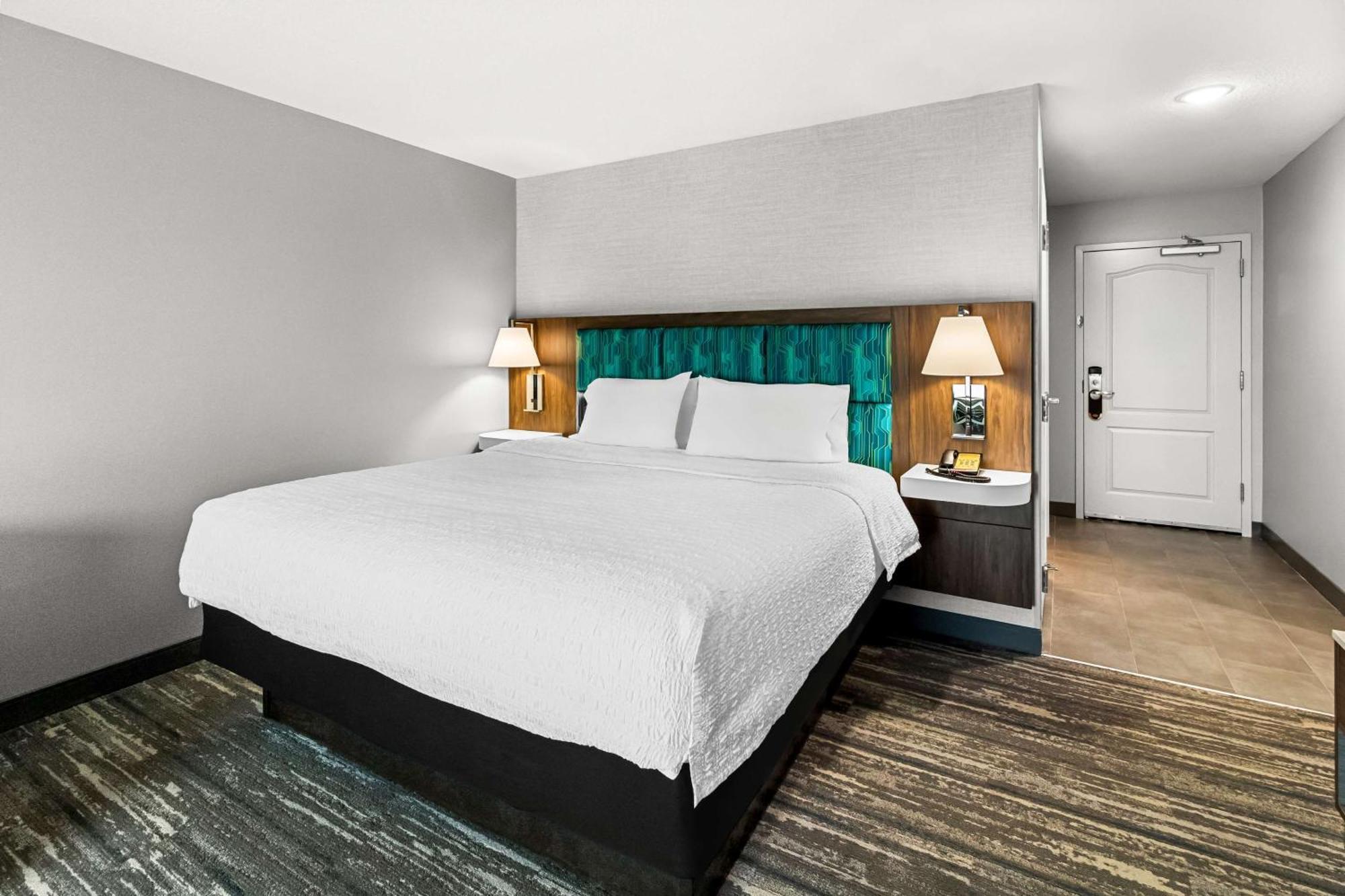 Hampton By Hilton South